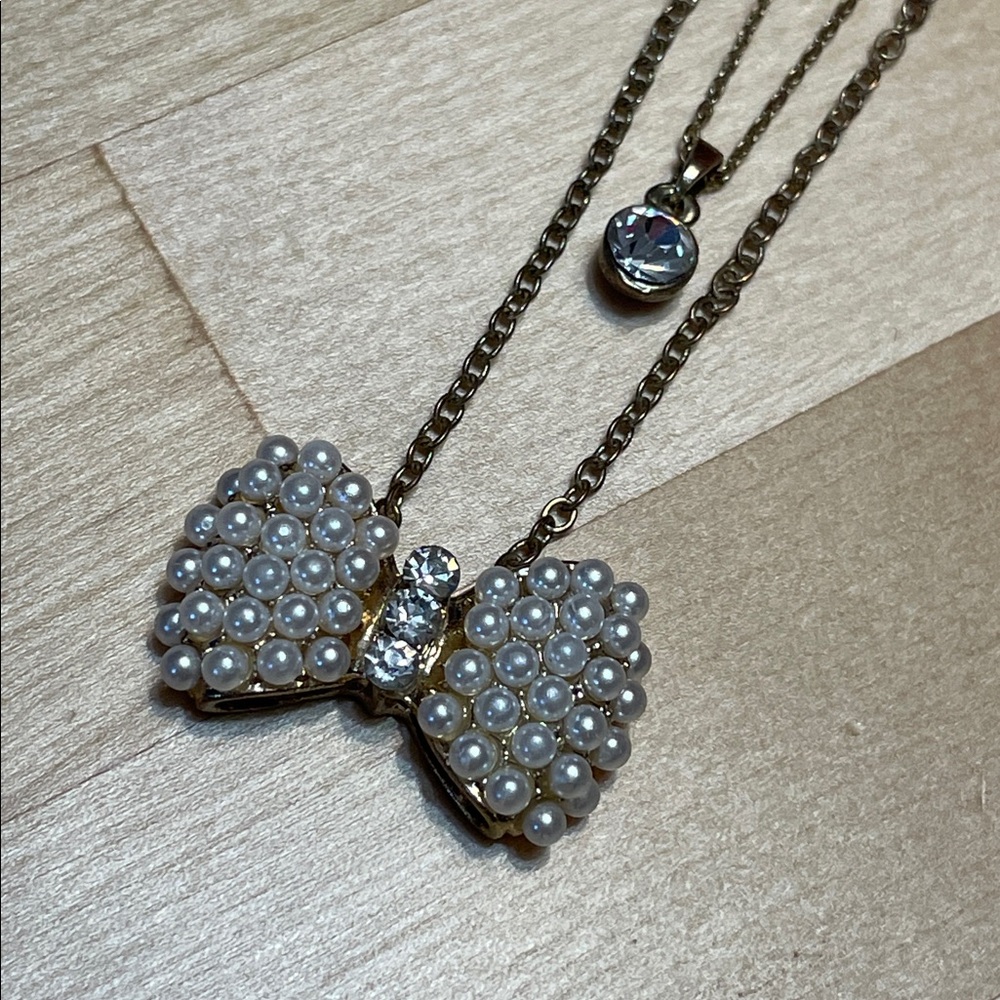 Vintage Pearl Bow and Crystal Pendant Double Stranded Necklace